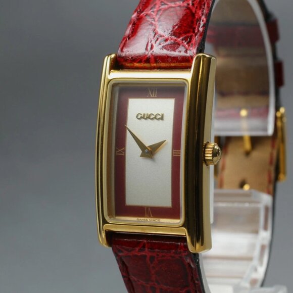 GUCCI 2600L Red Dial Gold Plated Quartz Ladies Watch From - Picture 1 of 7